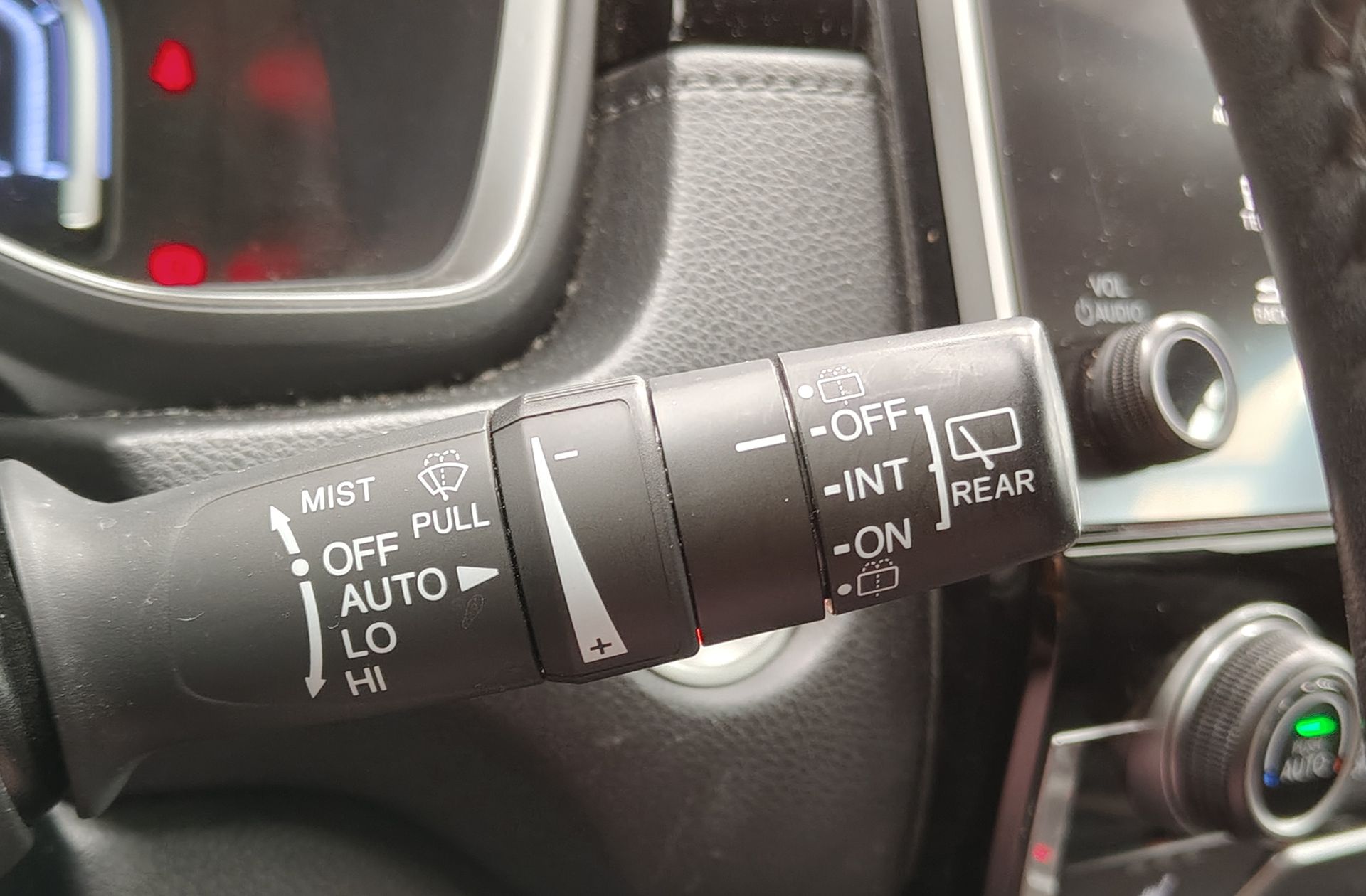 Honda CR-V 2.0 i-MMD Lifestyle 4x2 - foto 26