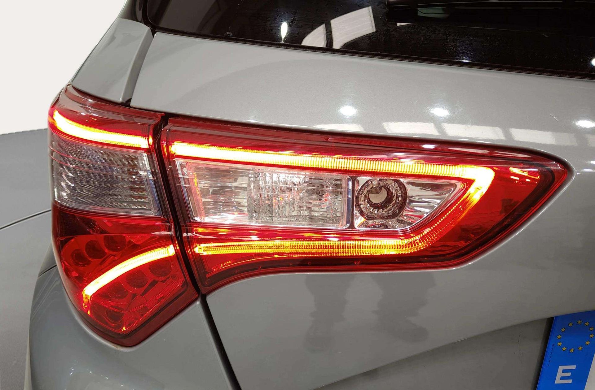 Toyota Yaris 1.5 Hybrid Feel - foto 17