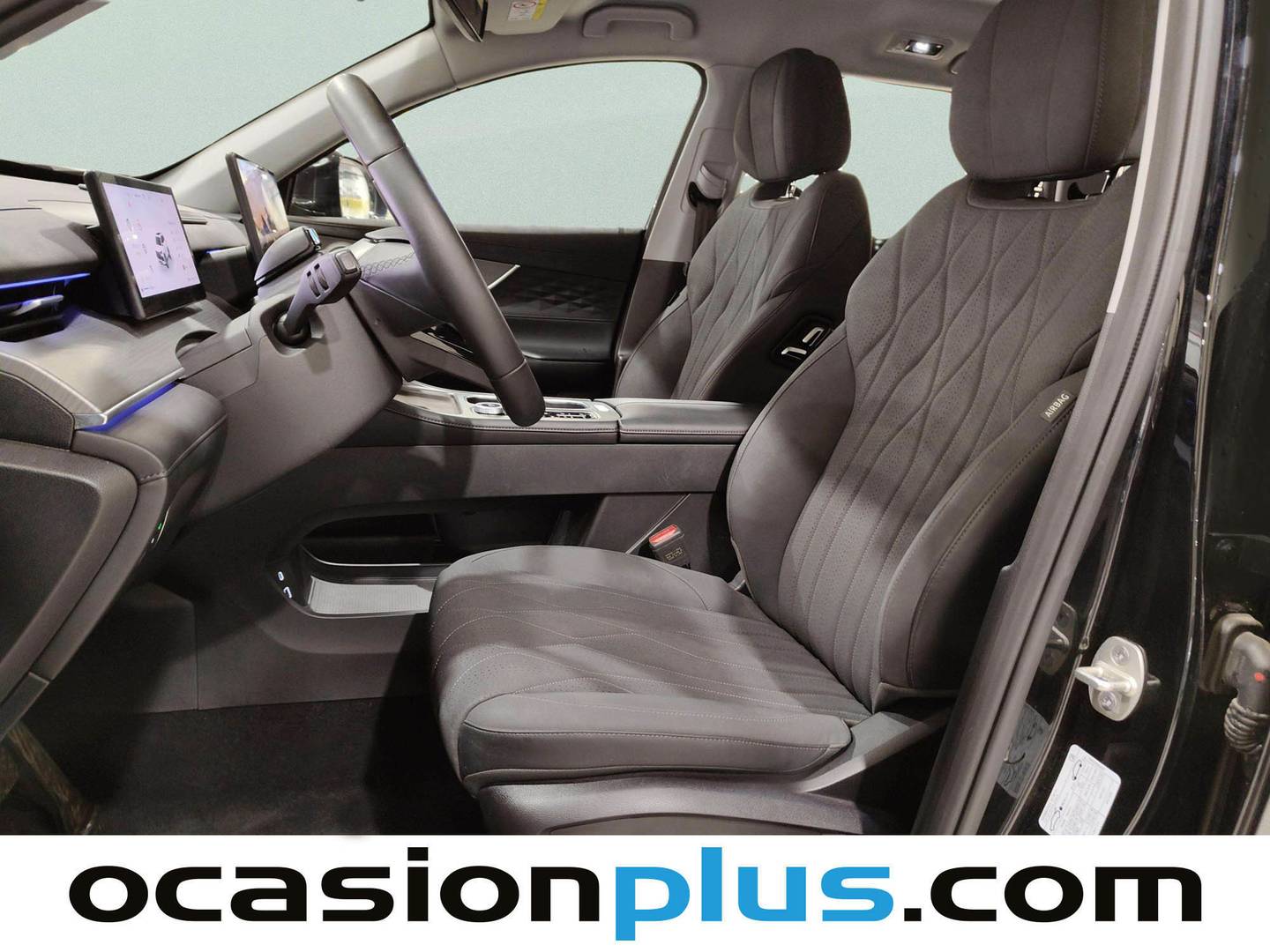 Foto asientos delanteros EBRO S800 EBRO S800 1.6 TGDI Premium DCT (147 CV) 7 Plazas