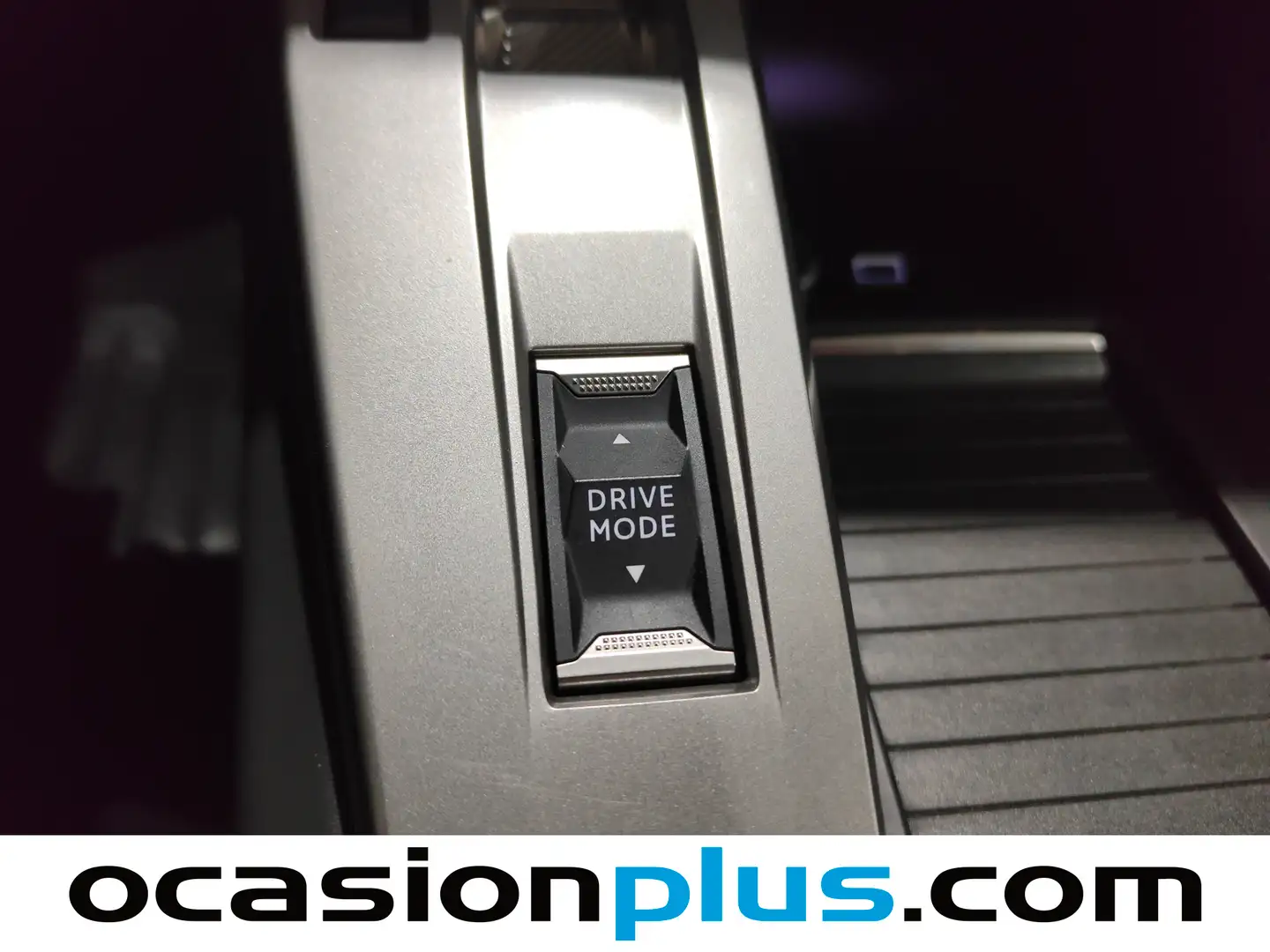 Foto Peugeot 408 Peugeot 408 Allure PHEV 180 e-EAT8 (181 CV)