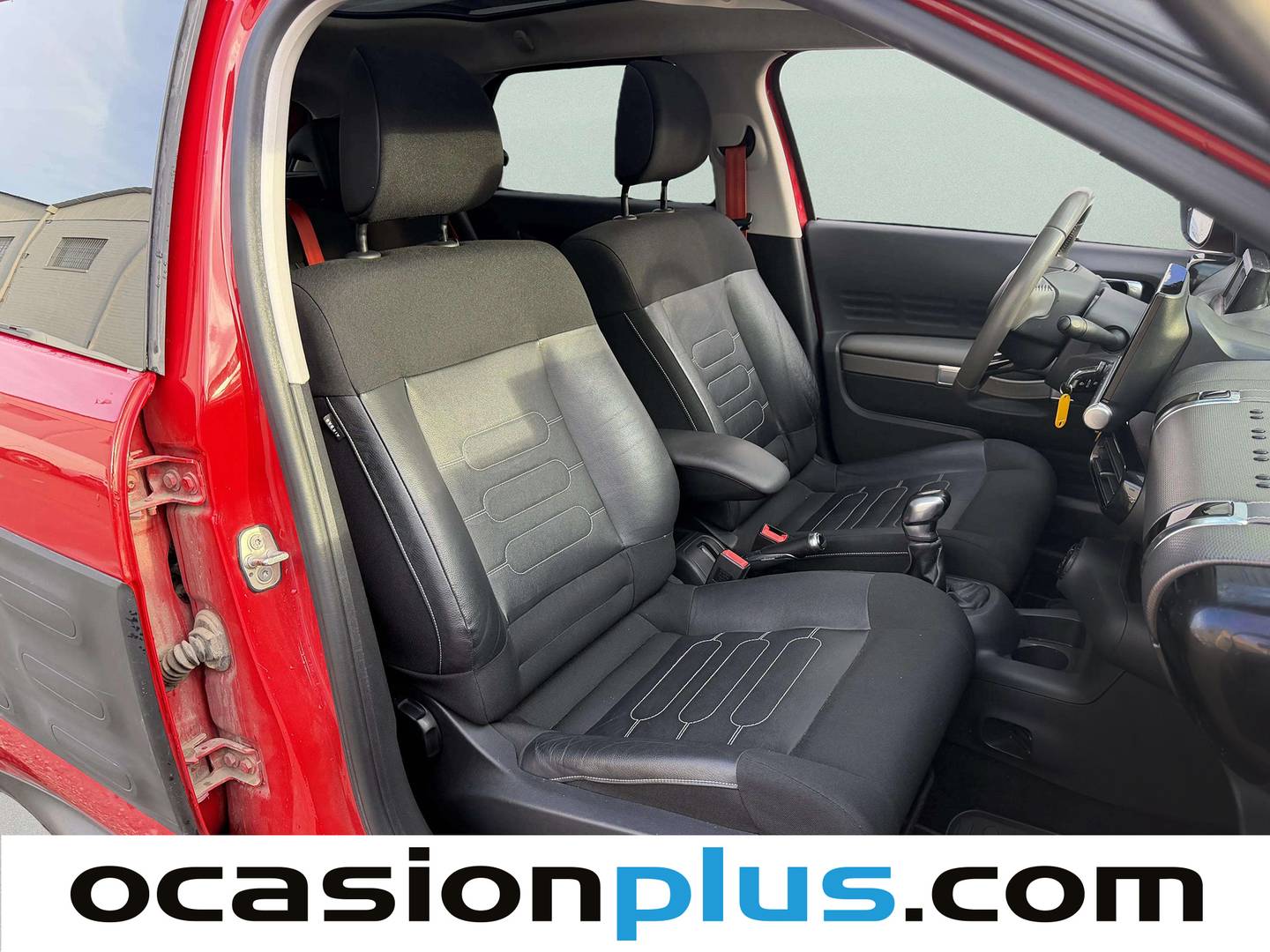 Foto Citroën C4 Cactus Citroen C4 Cactus PureTech 110 S&S Rip Curl (110 CV)