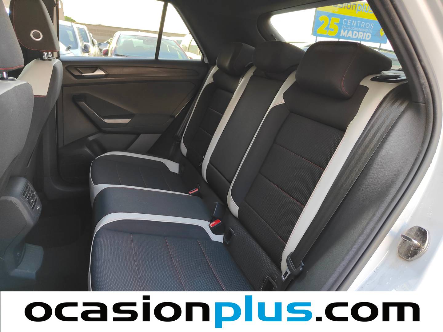Foto asientos traseros Volkswagen T-Roc Volkswagen T-Roc Sport 2.0 TDI 4Motion (150 CV) DSG