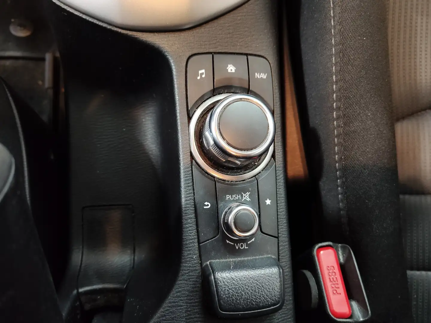 Foto Mazda CX-3 Mazda CX-3 1.5 DE Style+ Navegador 2WD (105 CV)