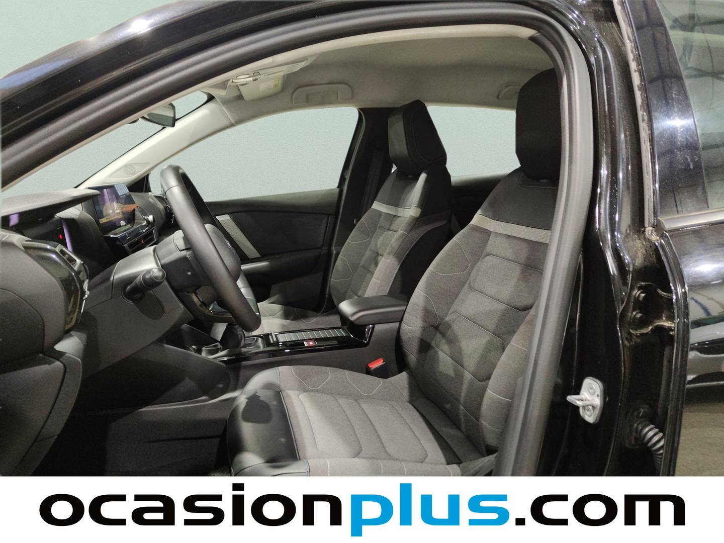 Foto Citroën C4 Citroen C4 PureTech 130 S&S 6v Feel Pack (130 CV)