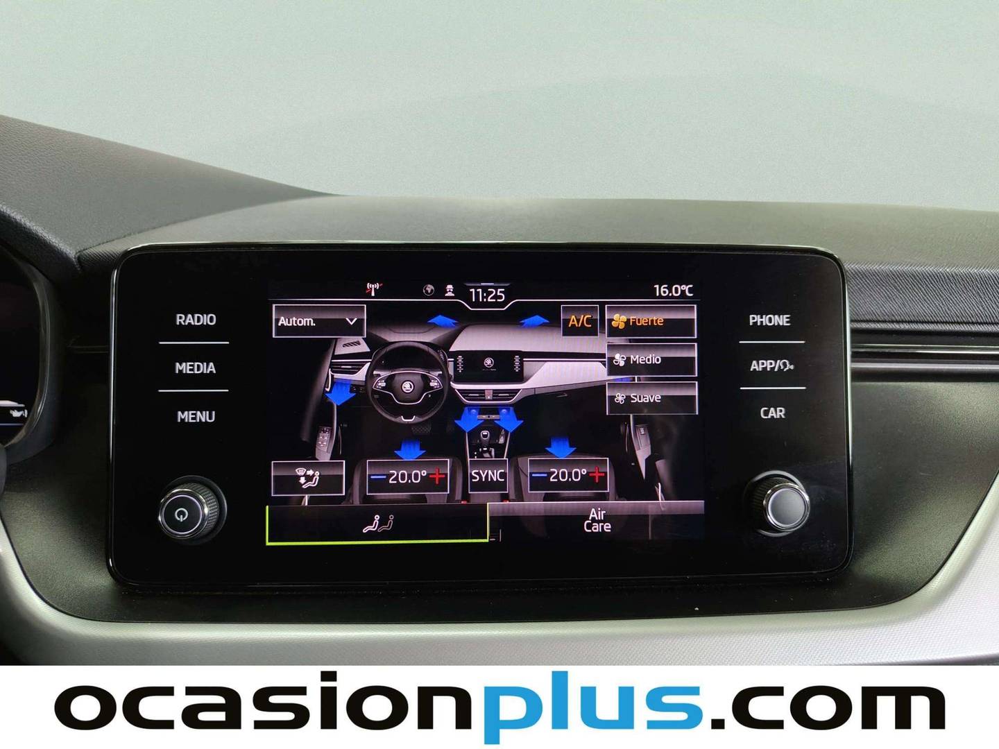 Foto Skoda Kamiq Skoda Kamiq 1.0 TSI Ambition DSG (110 CV)