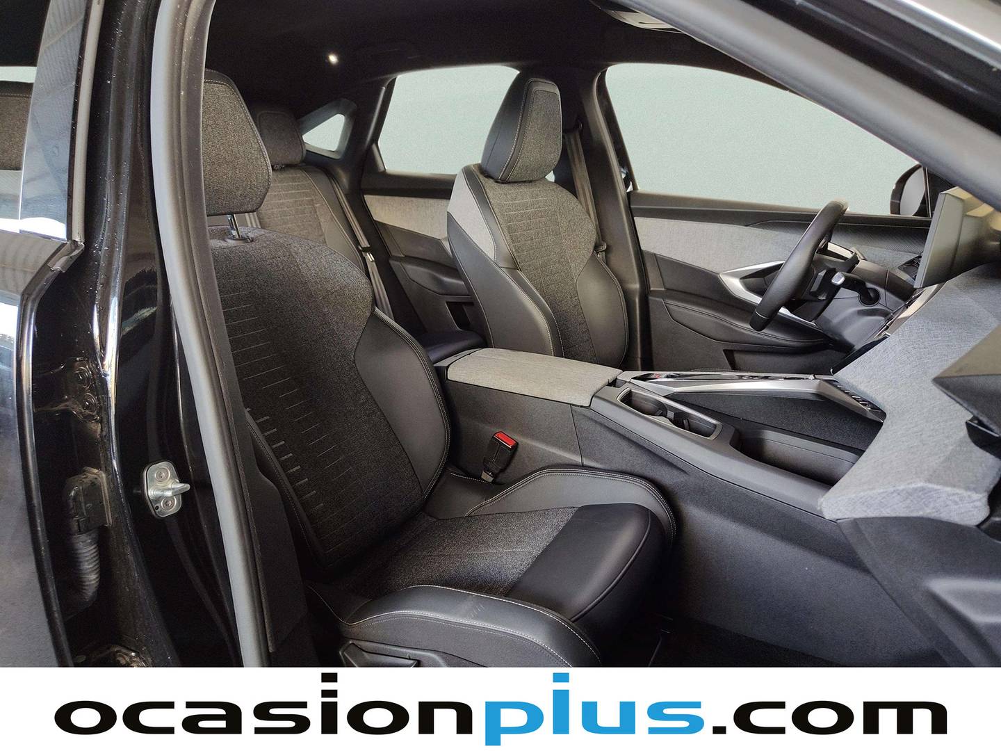 Peugeot 3008 Hybrid Peugeot 3008 Hybrid 145 Allure eDCS6 (145 CV) 2025