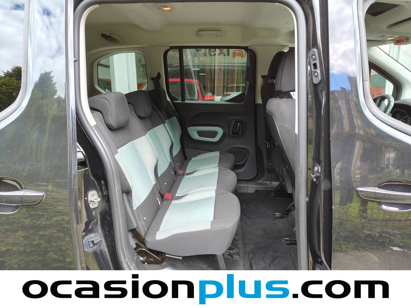 Foto asientos traseros Citroën Berlingo Citroën Berlingo BlueHDi 100 S&S Talla M Shine (102 CV)