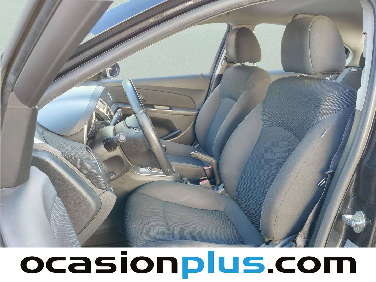 Foto asientos delanteros Chevrolet Cruze Chevrolet Cruze 2.0 VCDI LT+ Clima (163 CV)