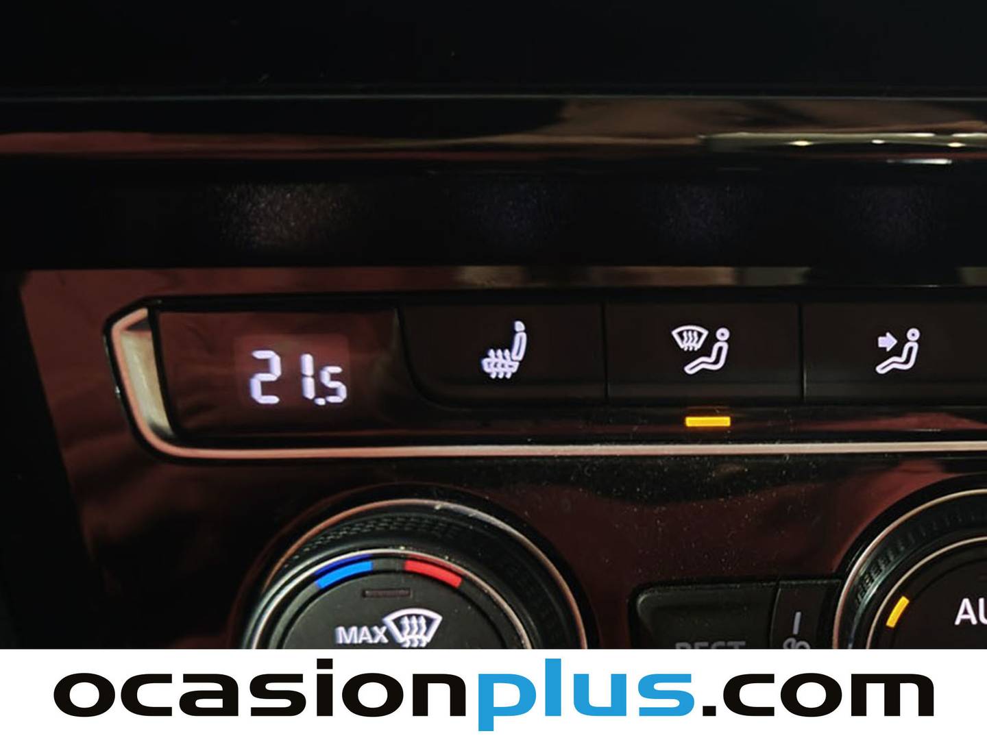 Extras y acabados del Volkswagen Passat Volkswagen Passat Variant Variant R-Line 2.0 TDI (150 CV) DSG R-Line