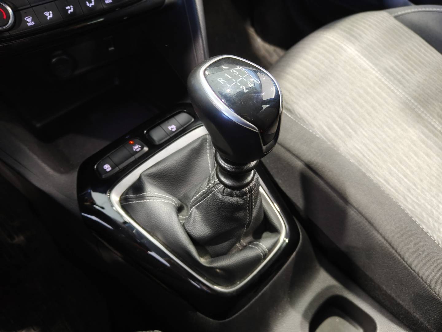 Foto Opel Corsa Opel Corsa 1.2 Turbo XHL Edition  (100 CV)