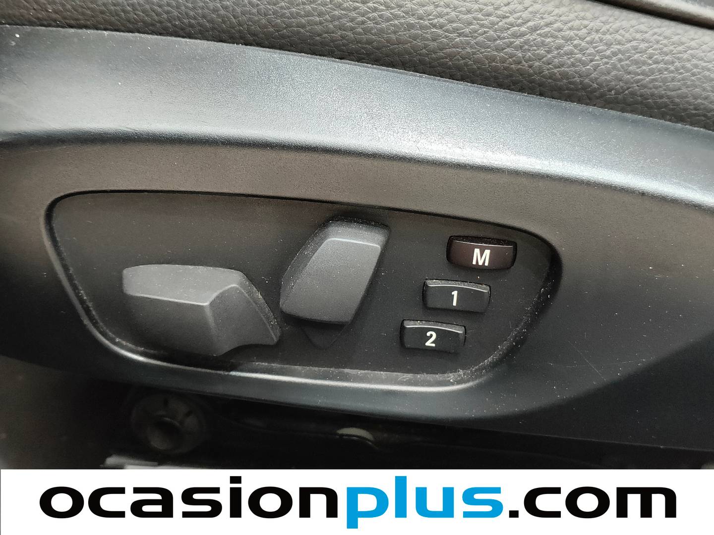 Extras y acabados del BMW Serie 3 BMW Serie 3 320i Cabrio (170 CV)