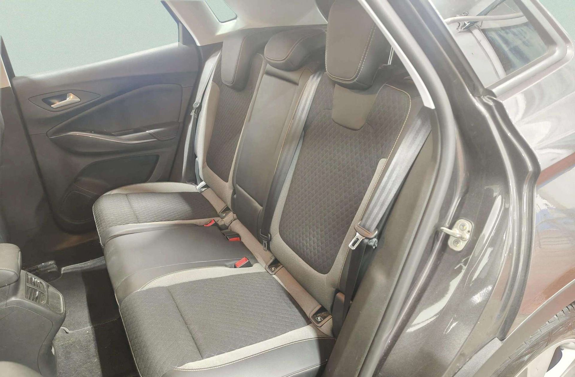 Opel Grandland 1.5 CDTi 120 Aniversario - foto 12