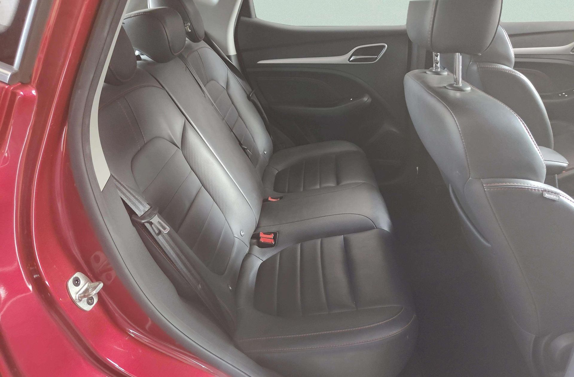 MG ZS 1.5 Luxury - foto 20