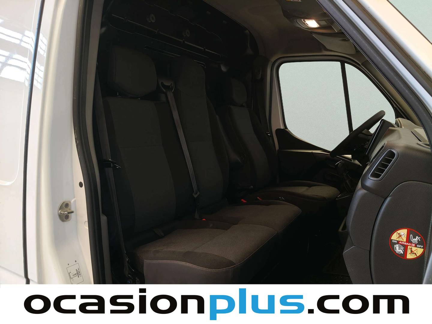 Fotos maletero Nissan NV400 Nissan NV400 Furgon 2.3 dCi COMFORT L2H2 3500 (135 CV)