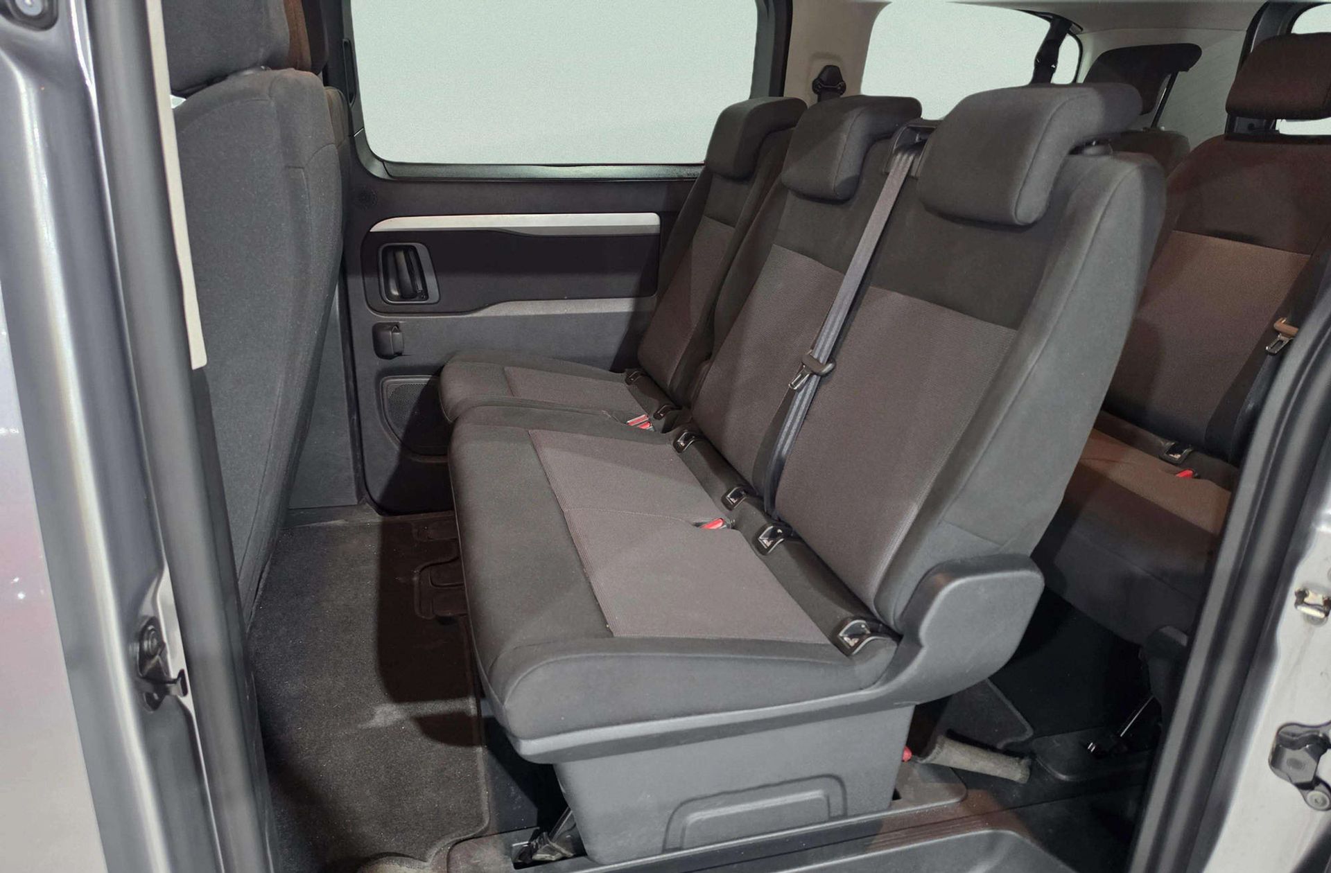 Toyota Proace Verso 1.5D VX Shuttle L2 9 plazas - foto 11