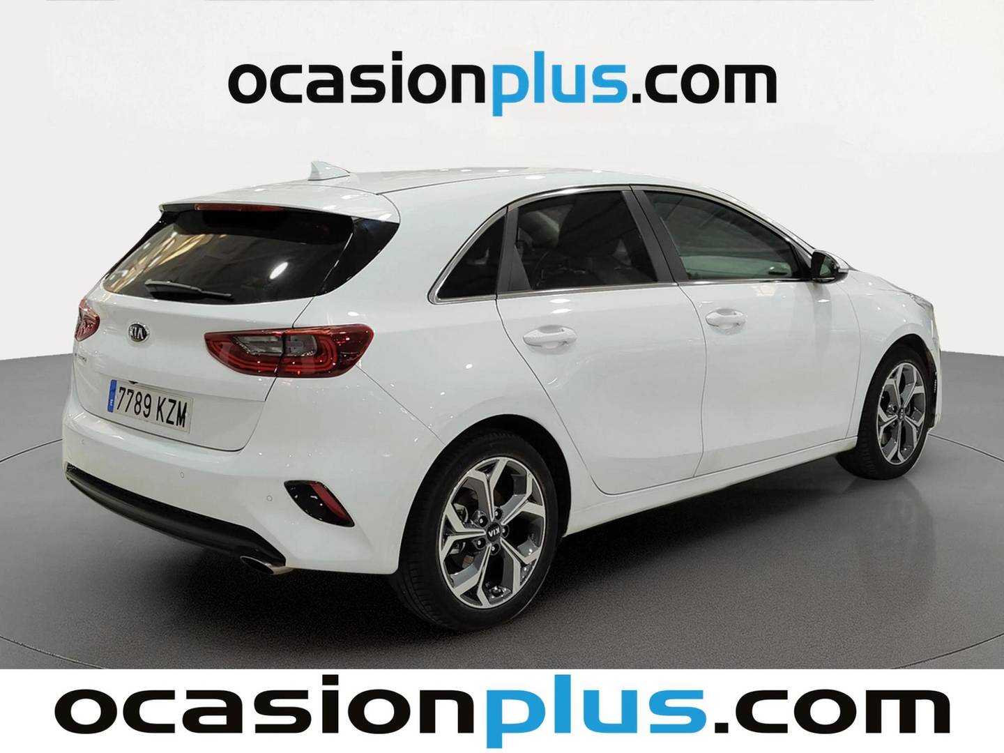 Foto trasera KIA Ceed KIA Ceed 1.0 T-GDi Tech (120 CV) derecha