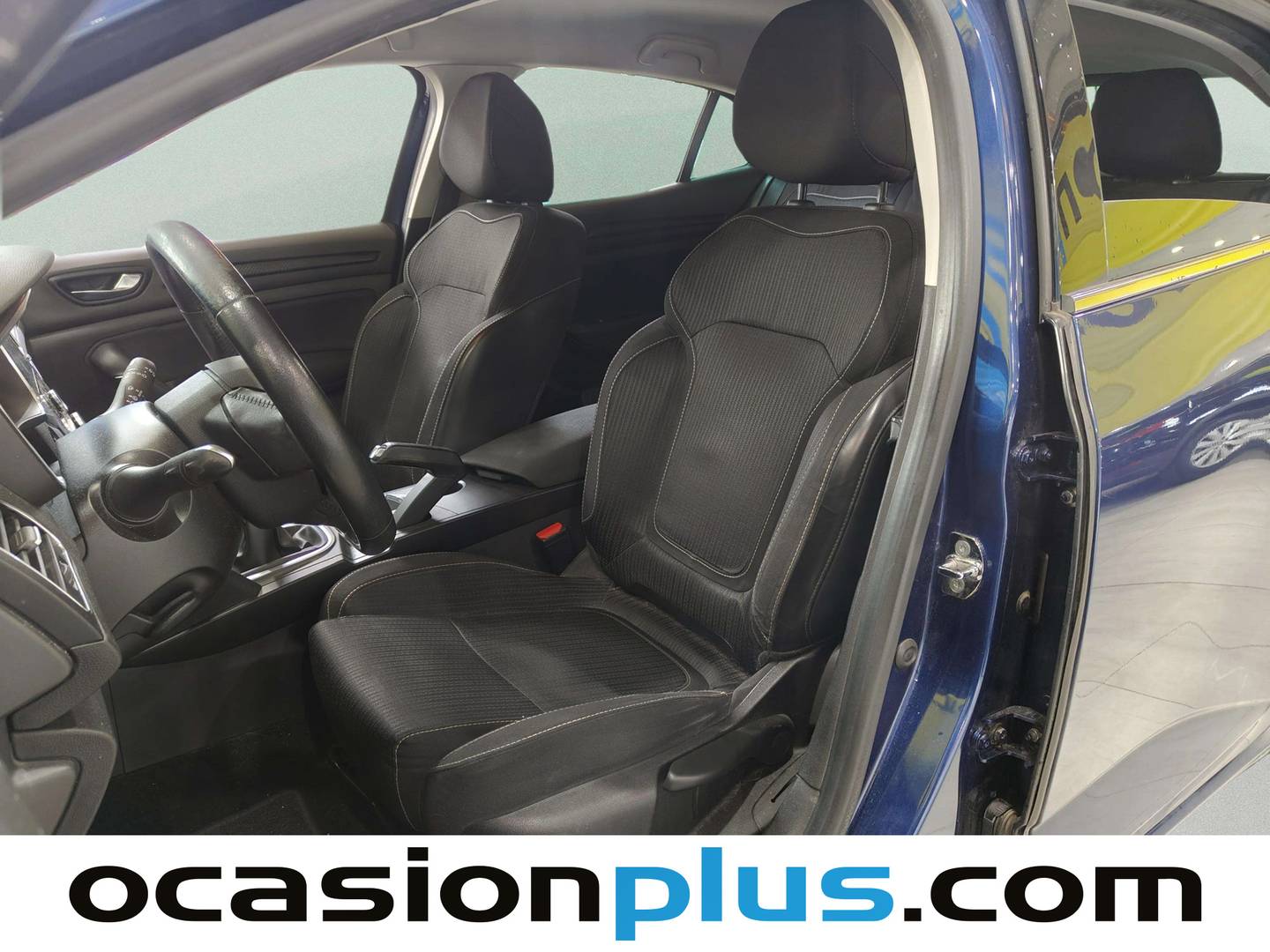 Foto asientos delanteros Renault Mégane Renault Megane Intens Energy TCe (100 CV)