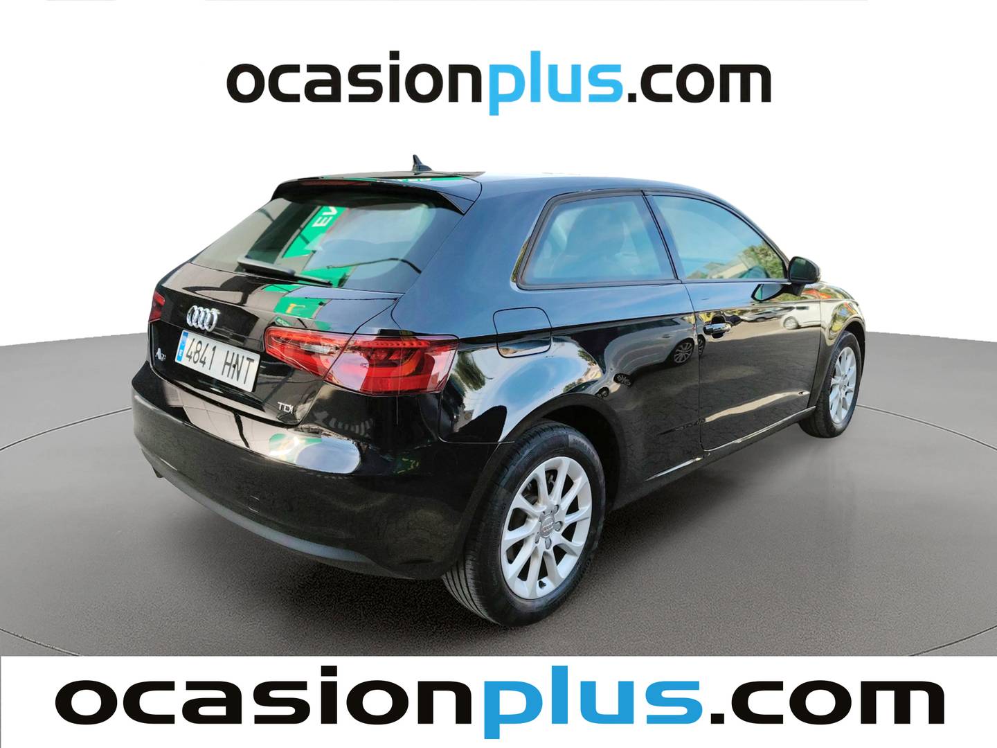 Foto trasera Audi A3 Audi A3 Attraction 1.6 TDI (105 CV) derecha
