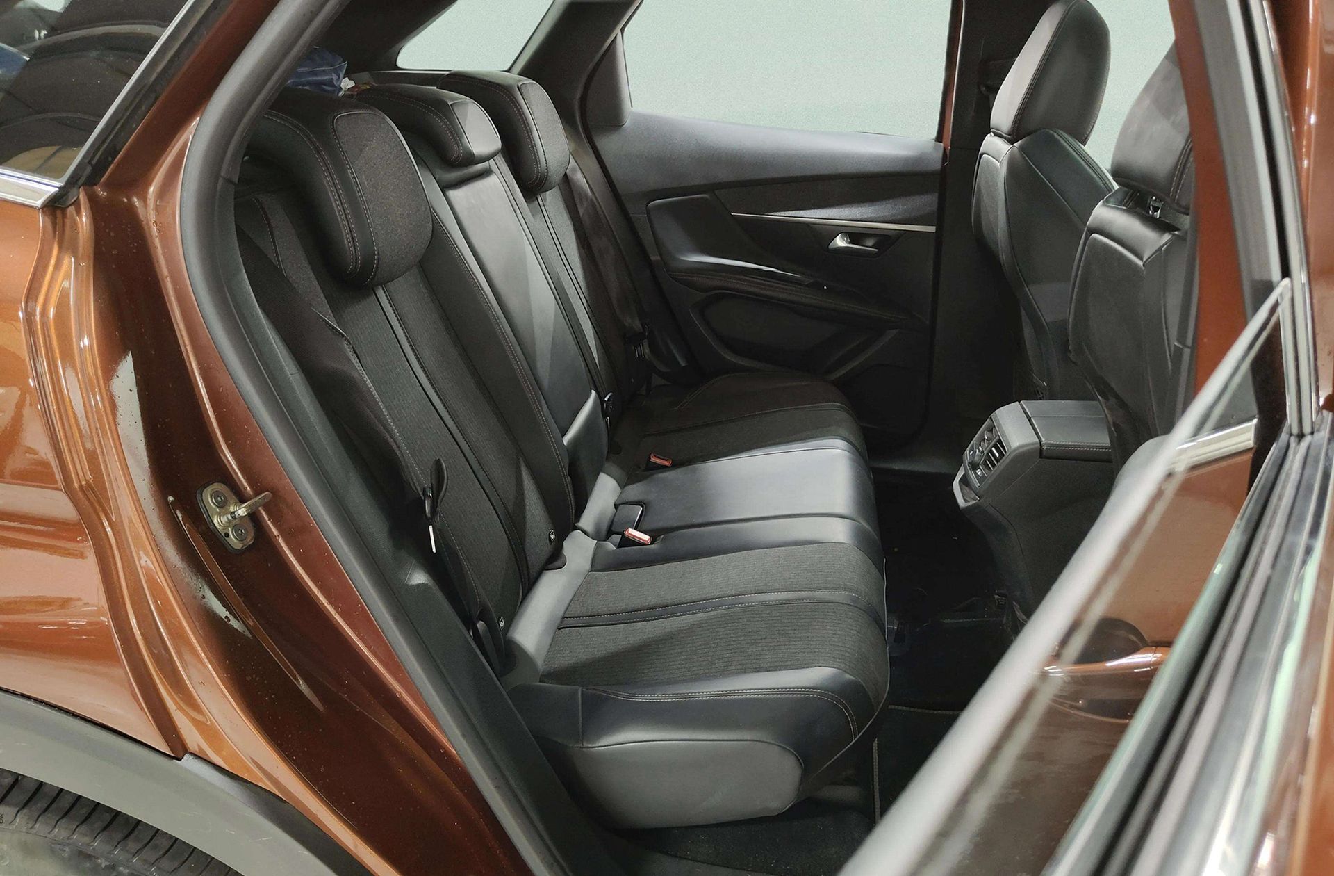 Peugeot 3008 PureTech 130 GT Line - foto 19