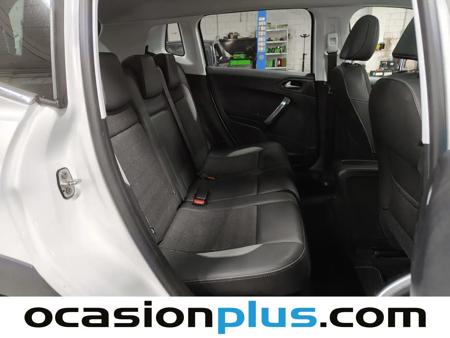 Foto Peugeot 2008 Peugeot 2008 BlueHDi 120 S&S Allure (120 CV)