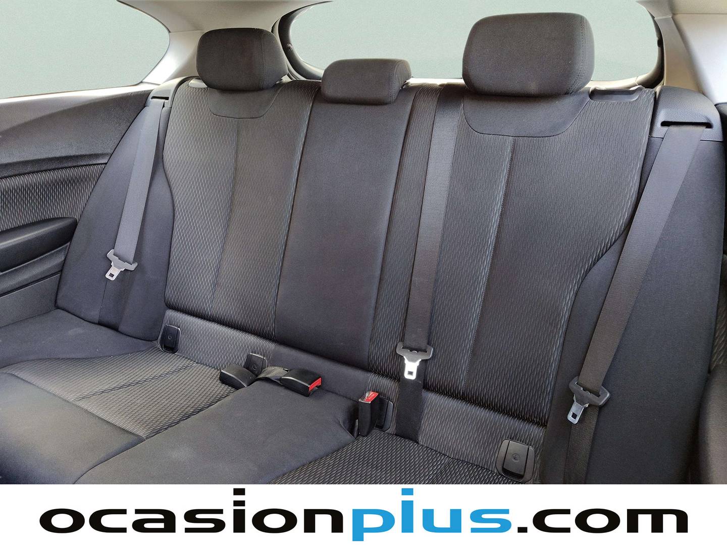 Foto asientos traseros BMW Serie 1 BMW Serie 1 118d (143 CV)