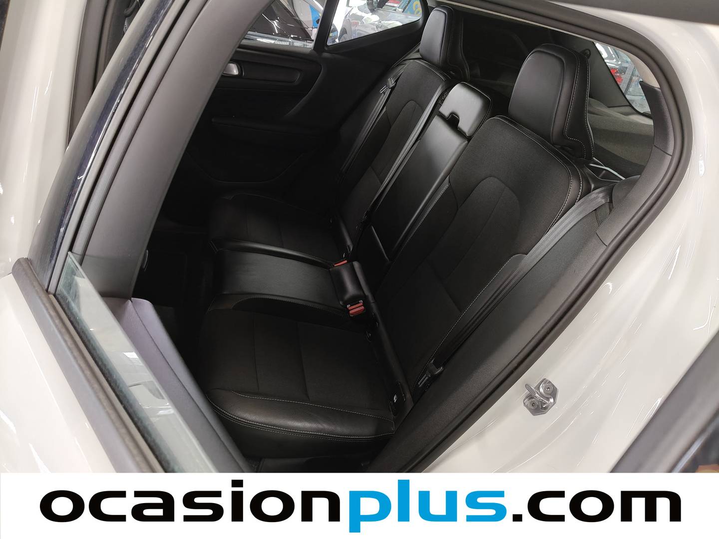 Foto asientos traseros Volvo XC40 Volvo XC40 T3 Business Plus Auto (163 CV)