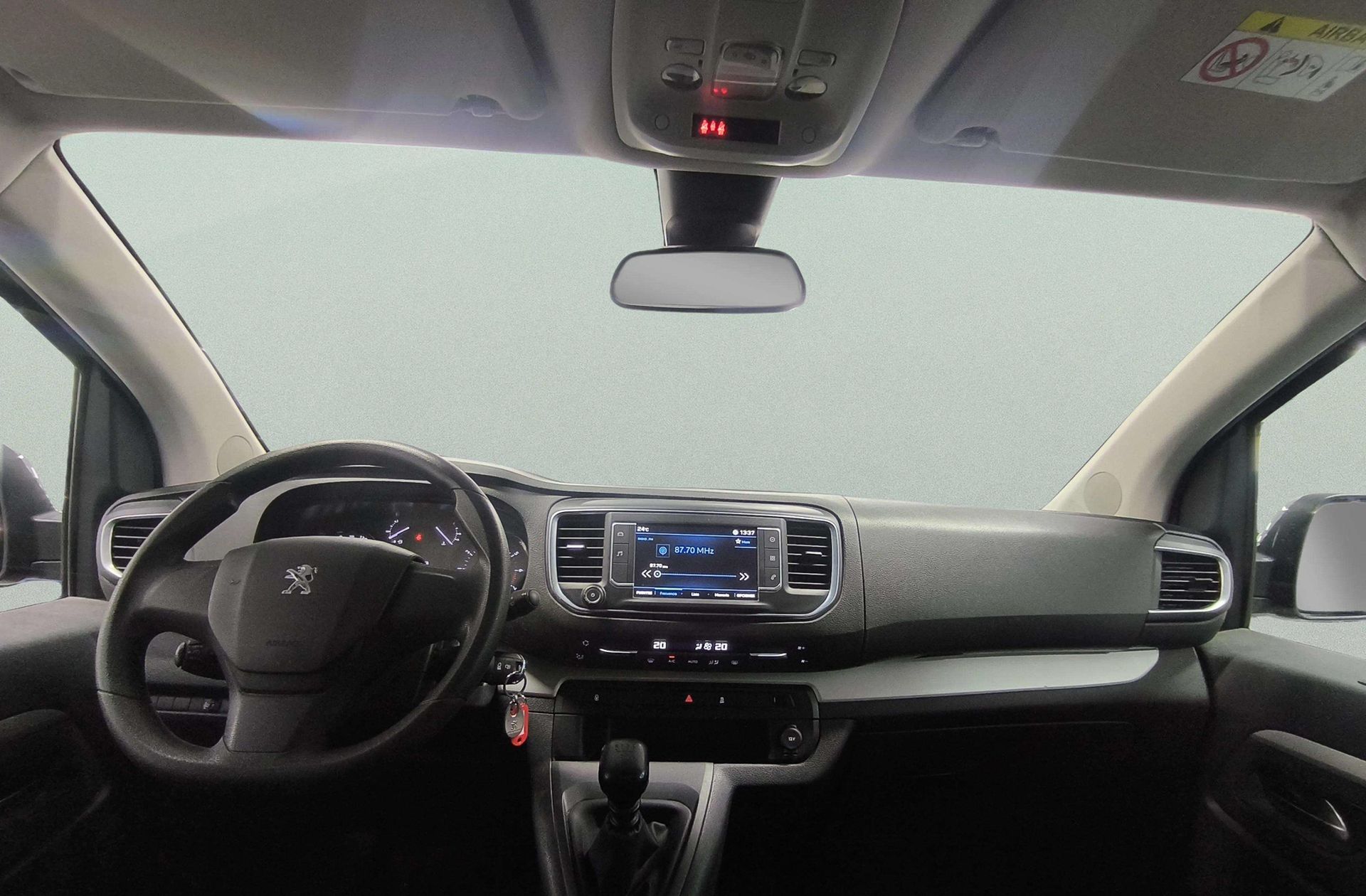 Peugeot Traveller 1.6 BlueHDi Business Standard 9 plazas - foto 8