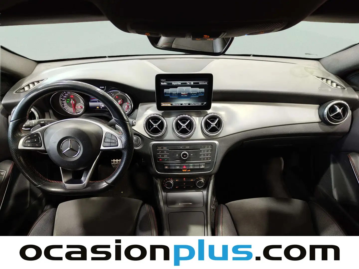 Foto Mercedes GLA Mercedes-Benz GLA 220 d AMG Line 4Matic (177 CV)