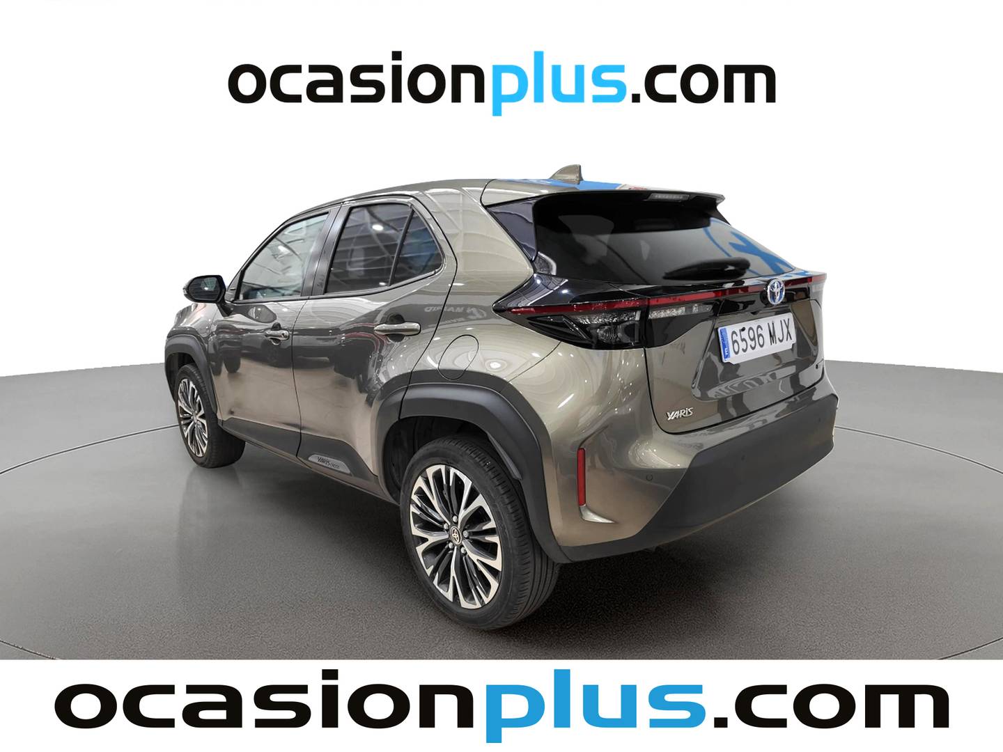 Foto trasera Toyota Yaris Cross Toyota Yaris Cross 120H Style (116 CV) izquierda