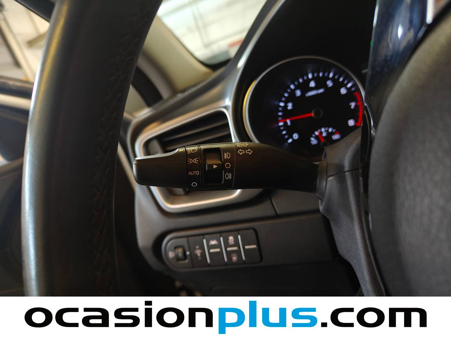 KIA XCeed KIA XCeed 1.0 T-GDi Drive (100 CV) seminuevo