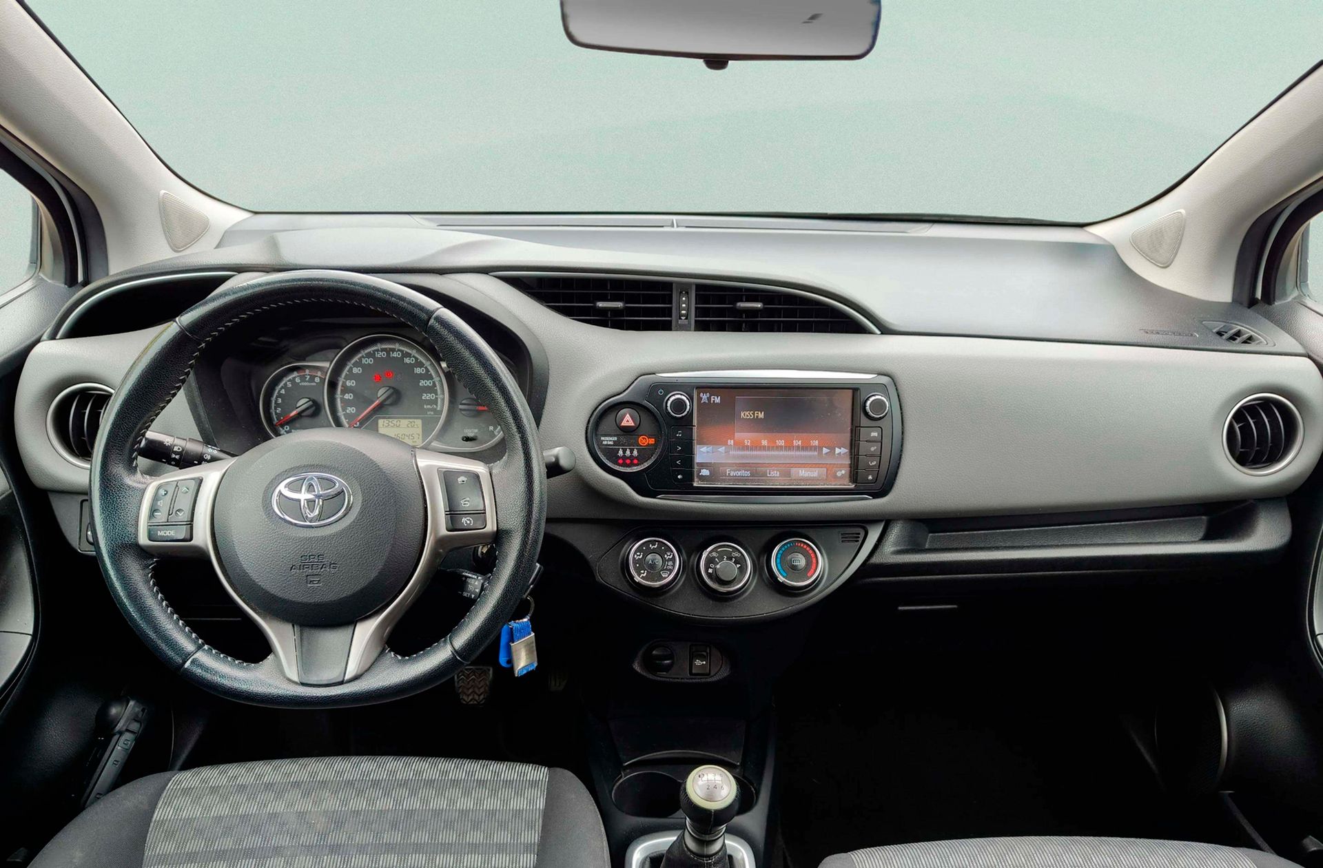Toyota Yaris 1.3 Feel - foto 6