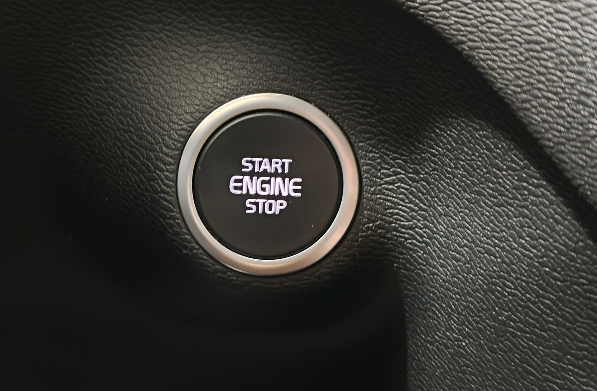 Volvo XC40 T3 Momentum Pro - foto 33
