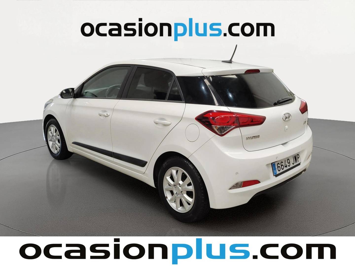 Foto trasera Hyundai i20 Hyundai i20 1.2 MPI Klass Go! Nav (85 CV) izquierda