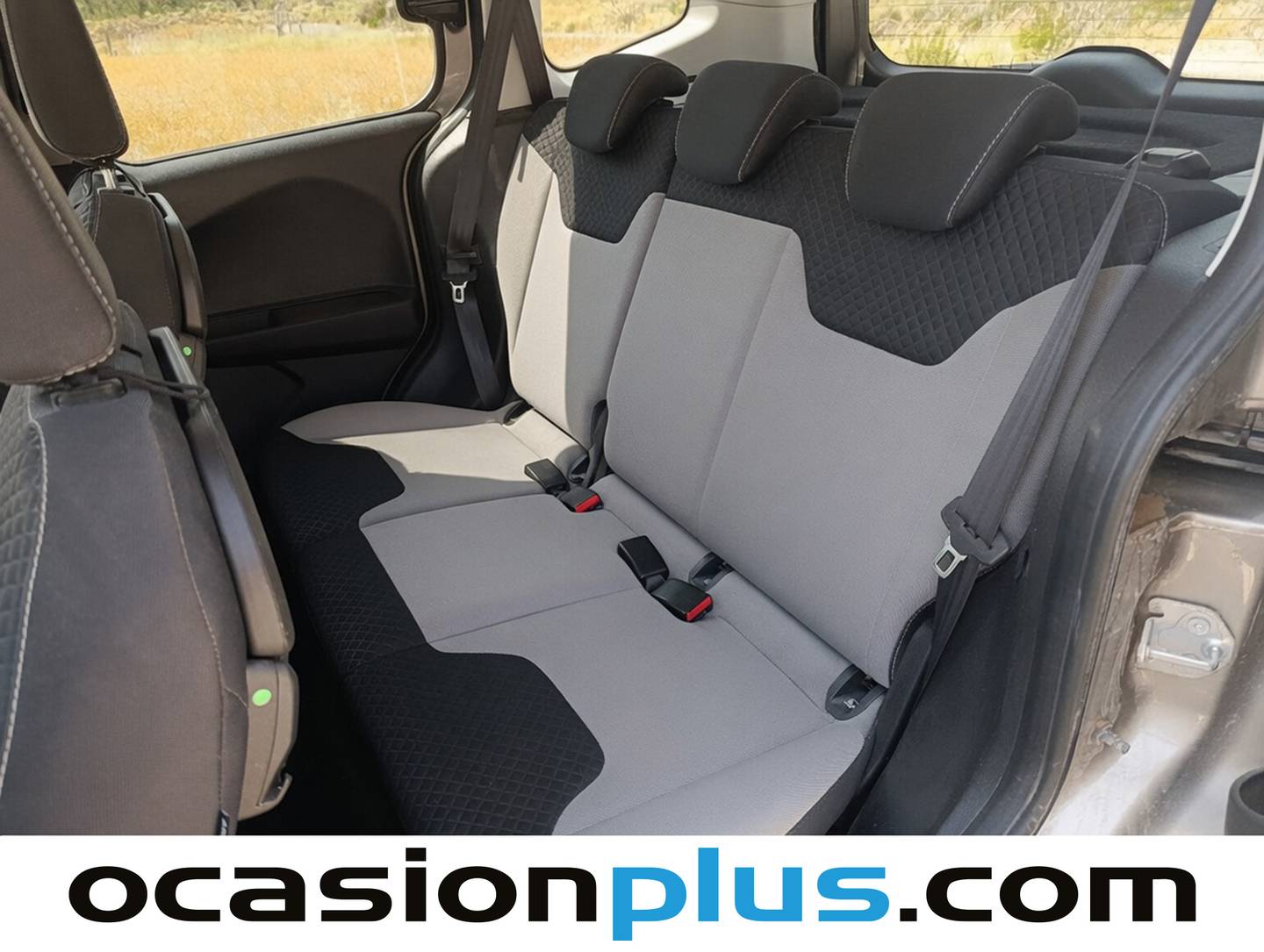 Foto asientos traseros Ford Tourneo Courier Ford Tourneo Courier 1.0 EcoBoost Trend (100 CV)