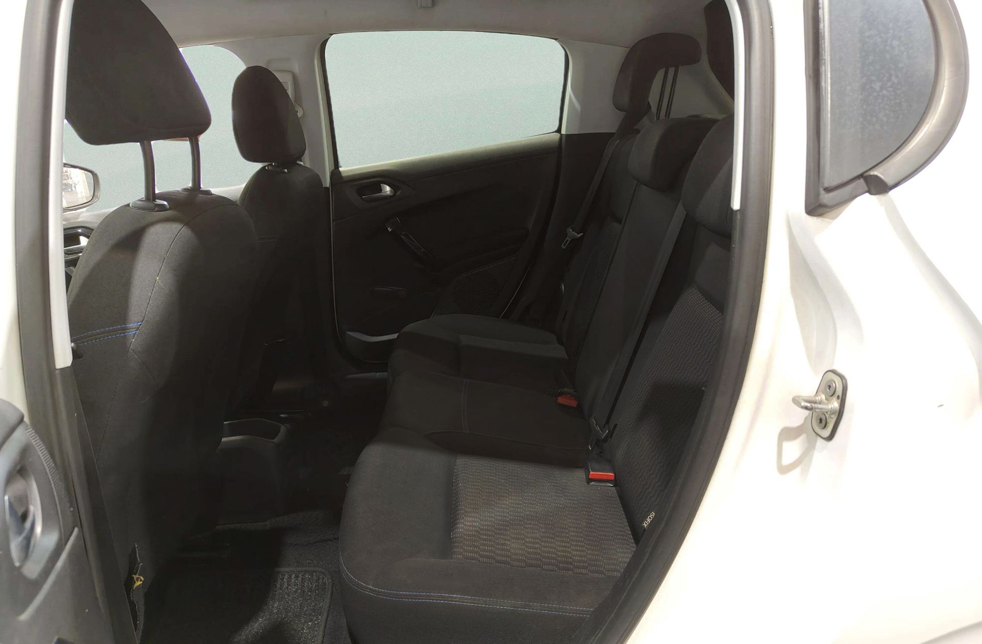 Peugeot 208 PureTech 82 Style - foto 10