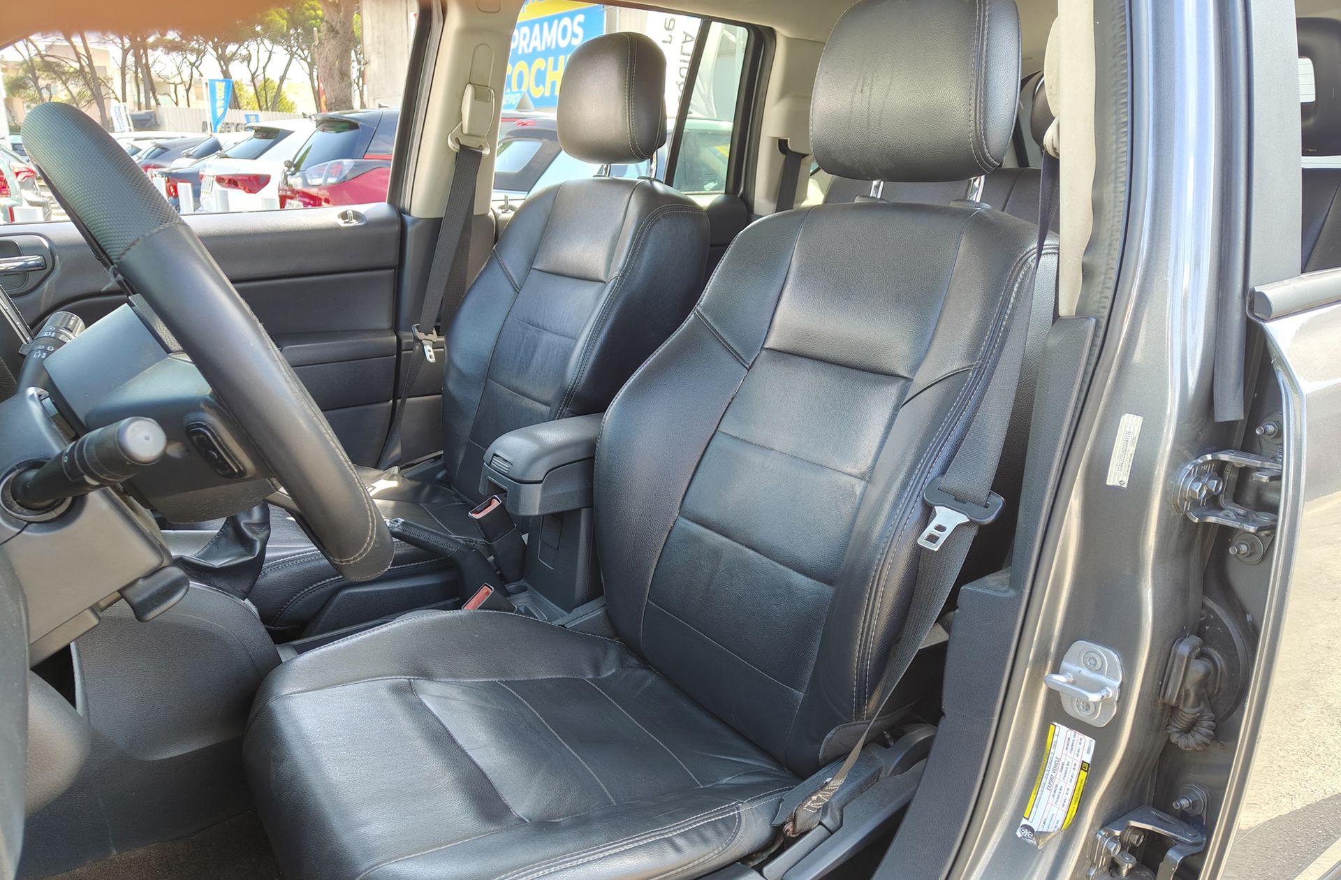 Jeep Compass 2.2 CRD Limited 4x2 - foto 11