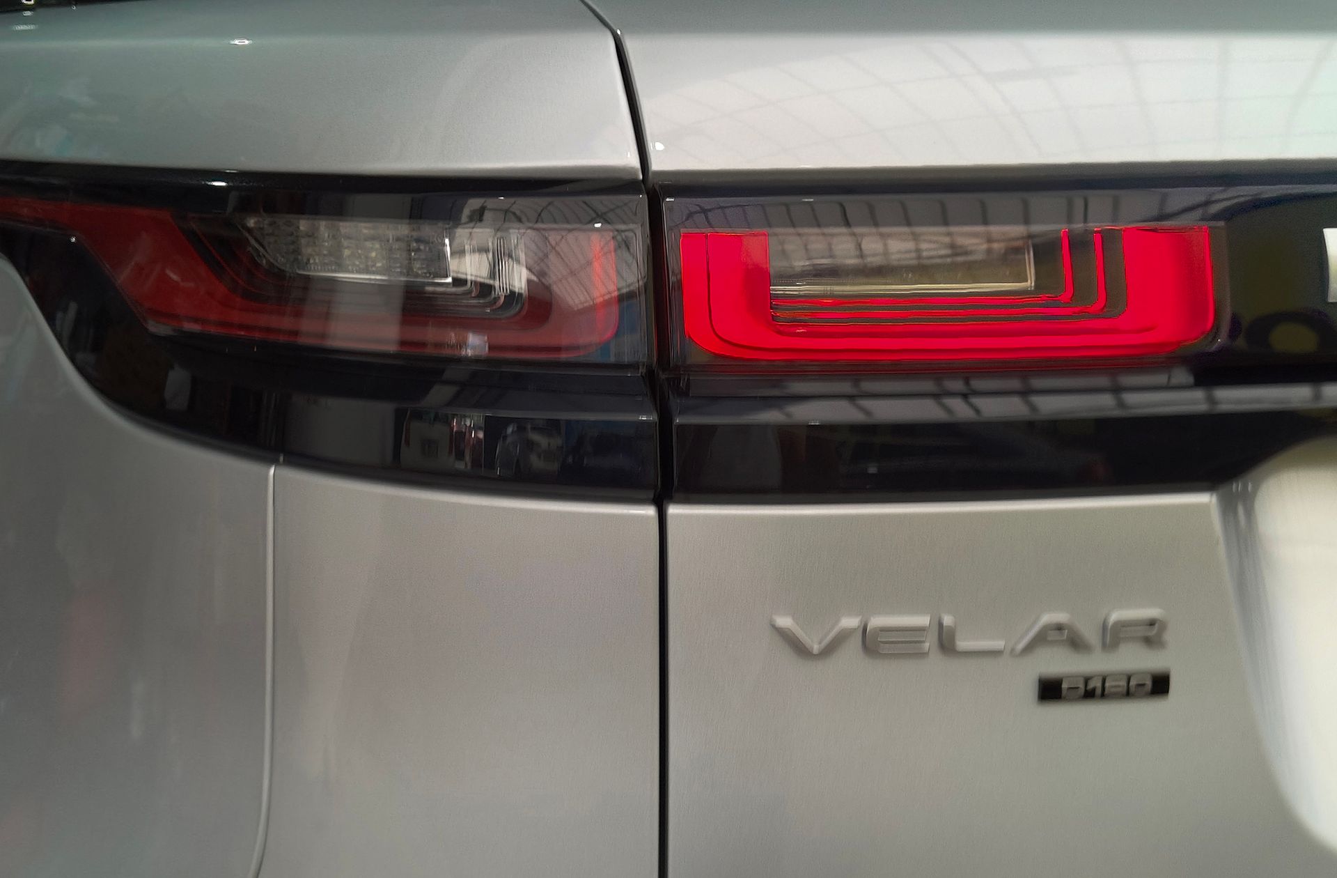 Land Rover Range Rover Velar D180 Standard 4WD - foto 19
