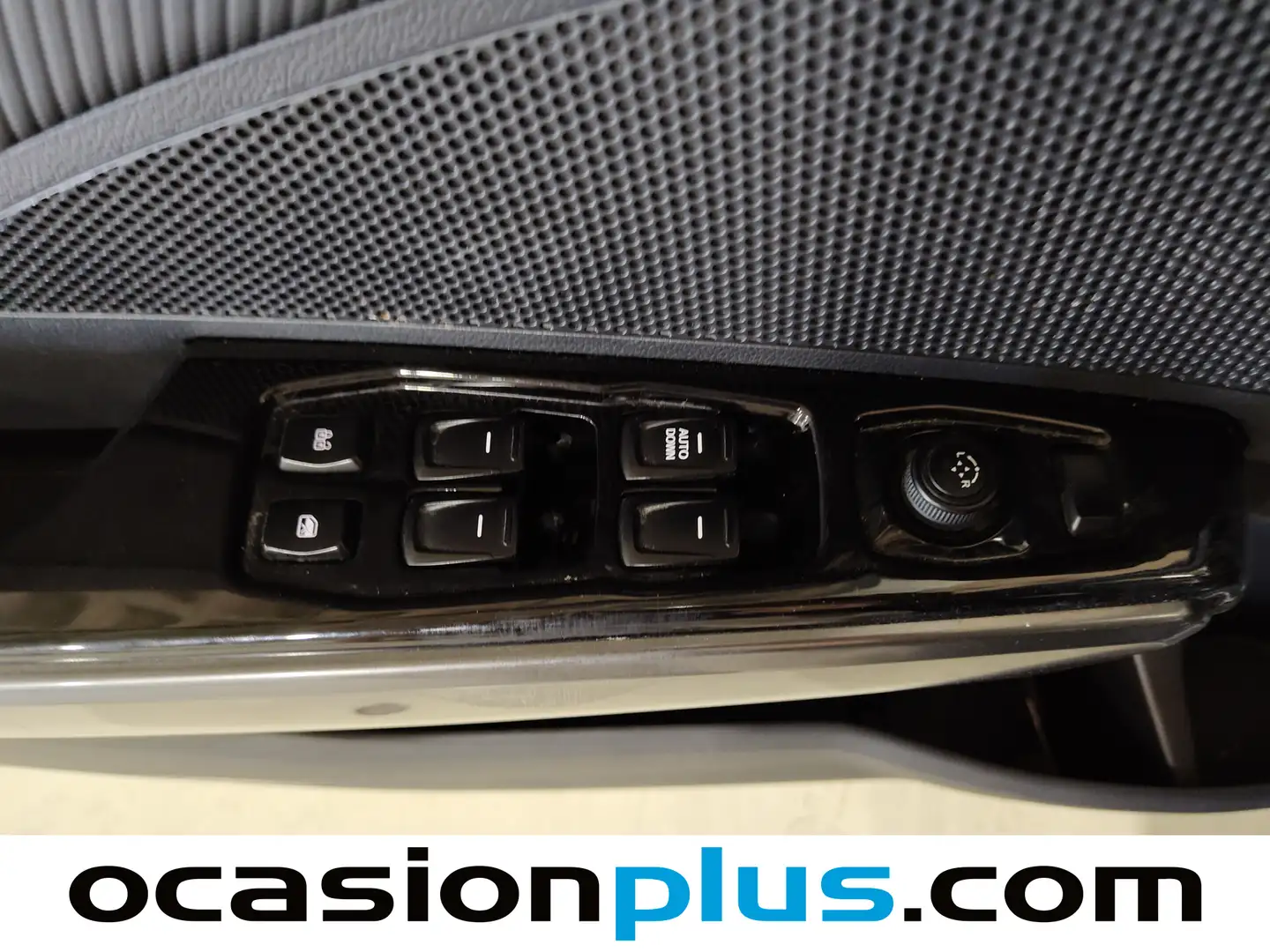 Foto KGM Tivoli KGM Tivoli G15T LP Urban Plus (135 CV)