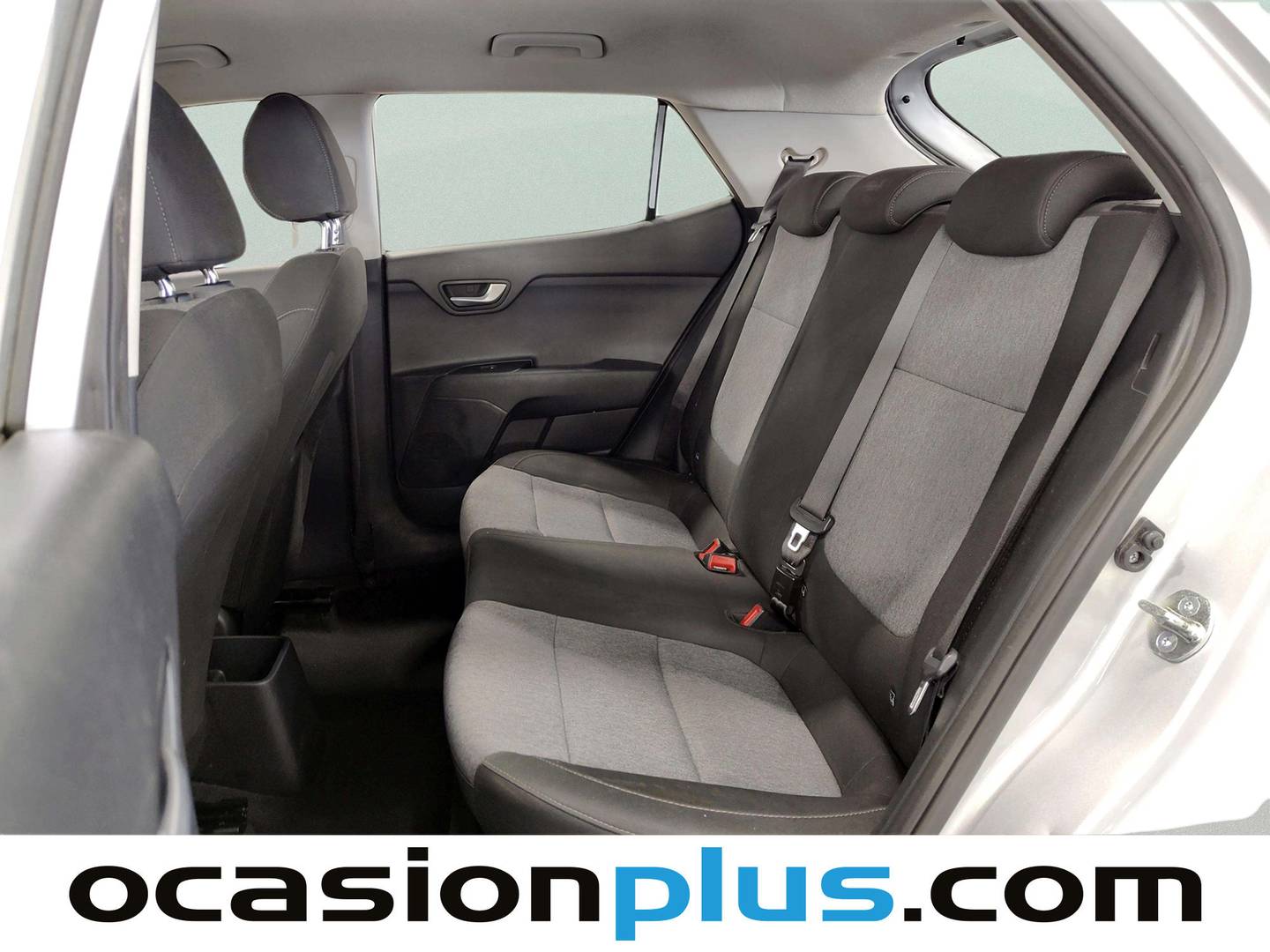 Foto asientos traseros KIA Stonic KIA Stonic 1.0 T-GDi Concept (100 CV)