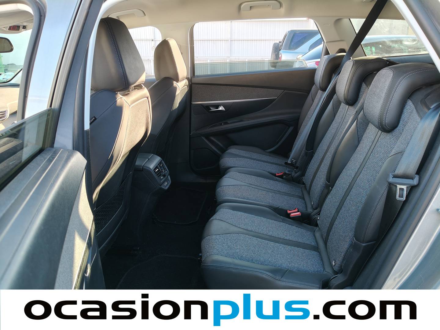 Foto asientos traseros Peugeot 5008 Peugeot 5008 BlueHDi 130 S&S Allure (130 CV) 7 Plazas
