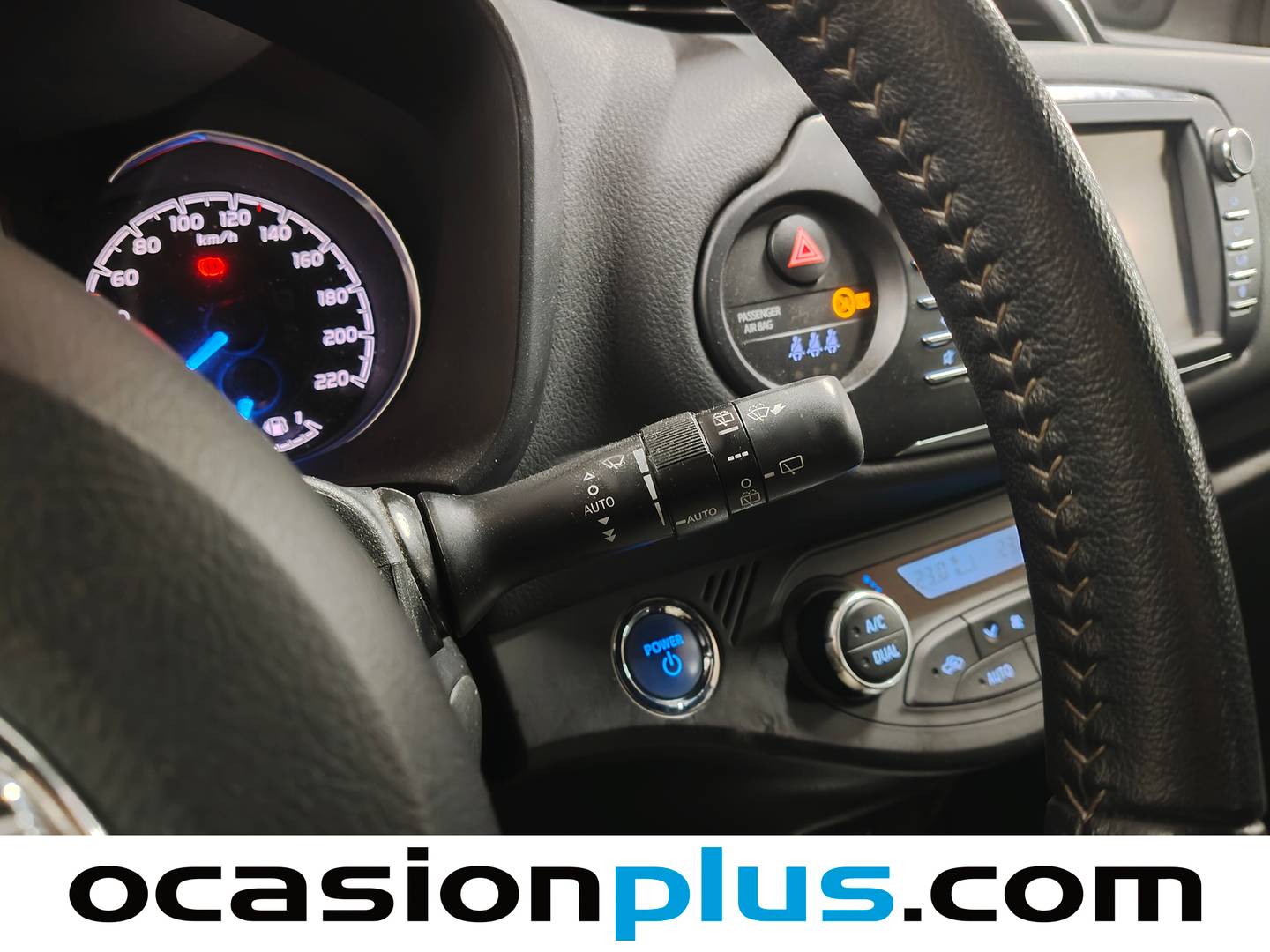 Foto Toyota Yaris Toyota Yaris 100H Feel Limited Edition (100 CV)