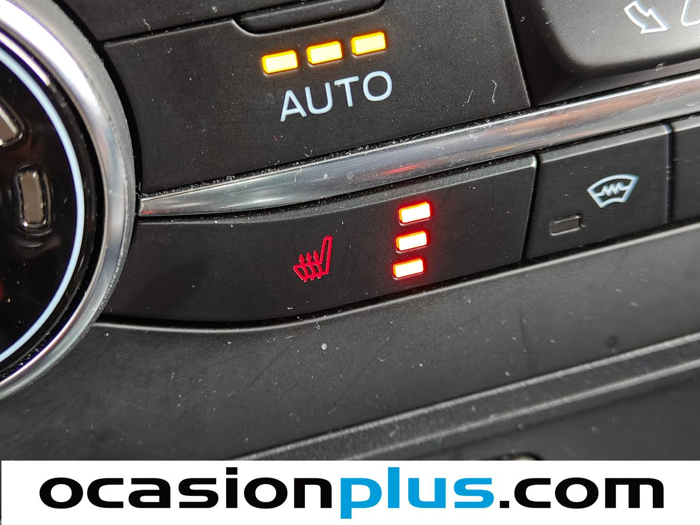 Extras y acabados del Ford EcoSport Ford EcoSport 1.0T EcoBoost S&S ST Line (125 CV)