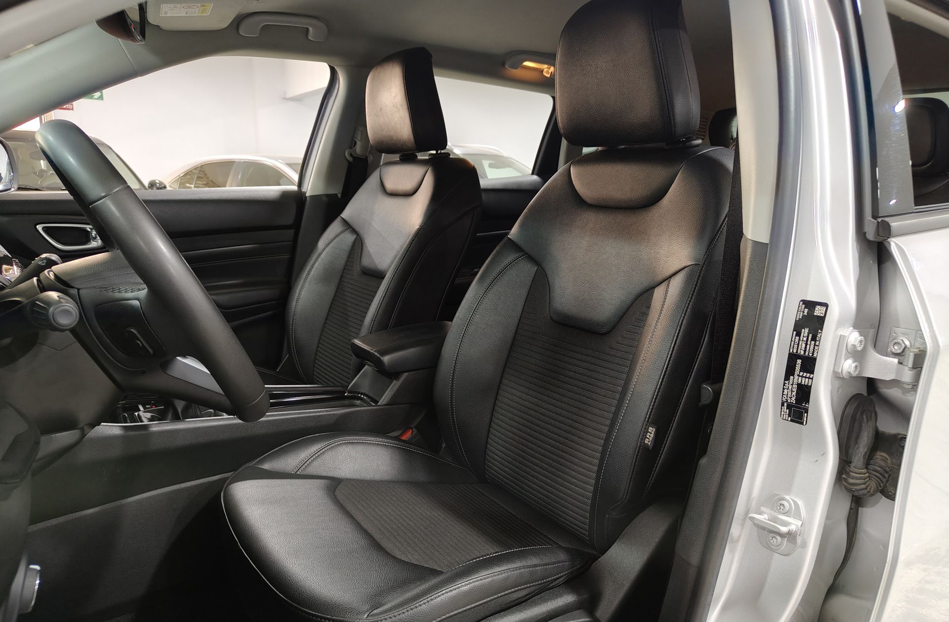 Jeep Compass 1.3 Gse Night Eagle FWD - foto 10