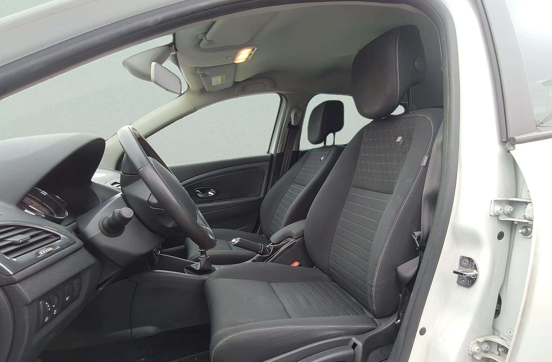 Renault Mégane Limited dCi - foto 7