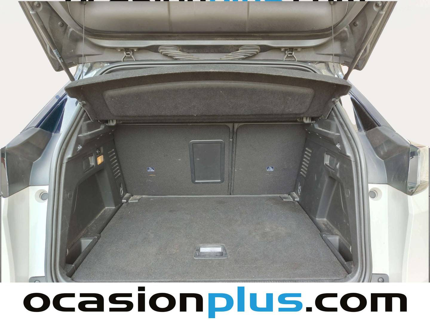 Foto Peugeot 3008 Peugeot 3008 BlueHDi 130 S&S GT (130 CV)