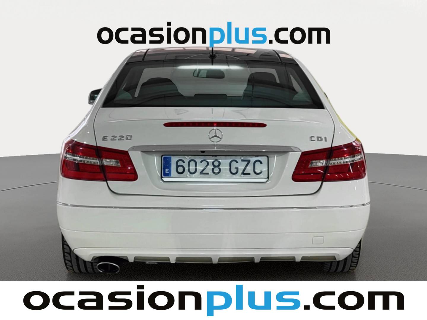 Foto Mercedes Clase E Mercedes-Benz Clase E E 220 CDI Coupe Blue Efficiency Avantgarde (170 CV) Paquete AMG