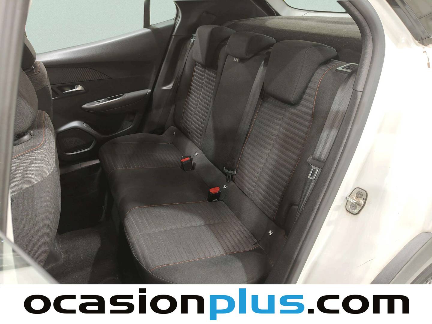 Foto asientos traseros Peugeot 2008 Peugeot 2008 PureTech 100 S&S Active (100 CV)