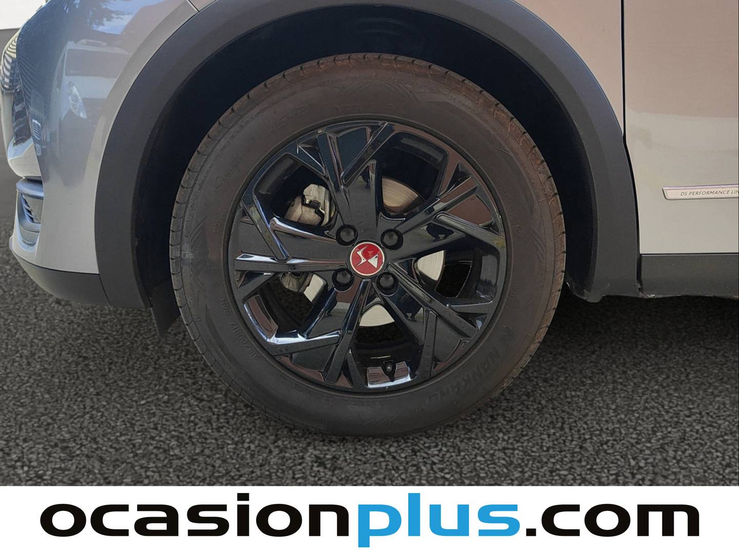 Foto DS DS 3 Crossback DS DS3 Crossback Performance Line BlueHDi (110 CV)