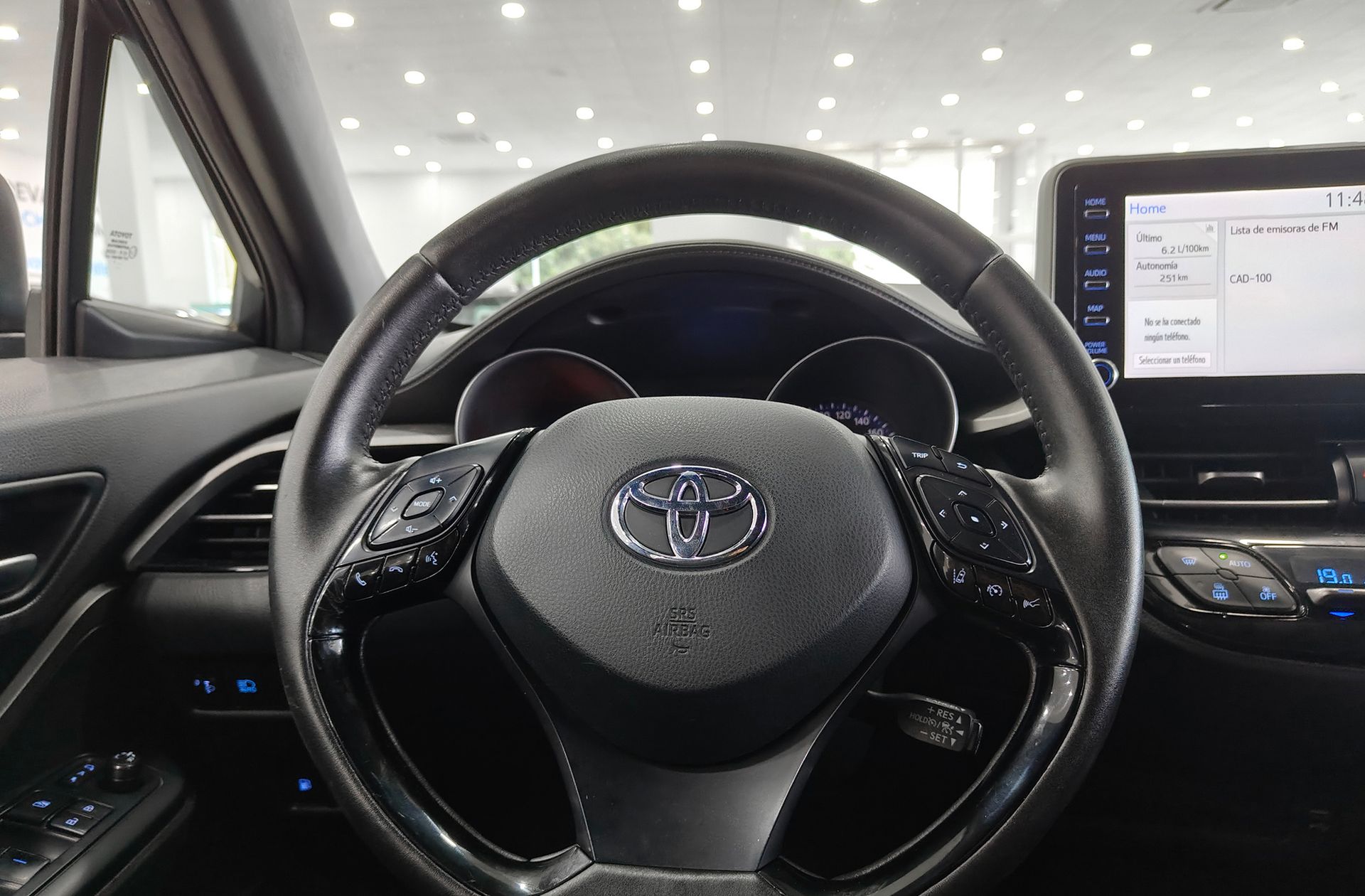 Toyota C-HR 1.8 125H Active - foto 21