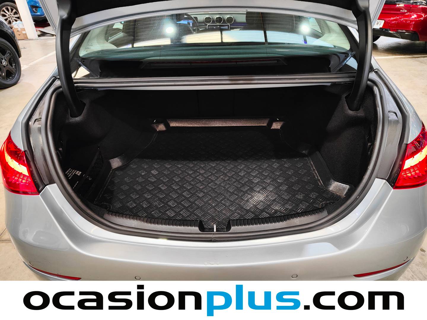 Fotos maletero Mercedes Clase C Mercedes-Benz Clase C 220 d  (200 CV)